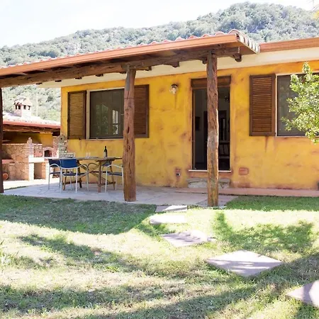 Su Sinnipiri, 300m From The Sea